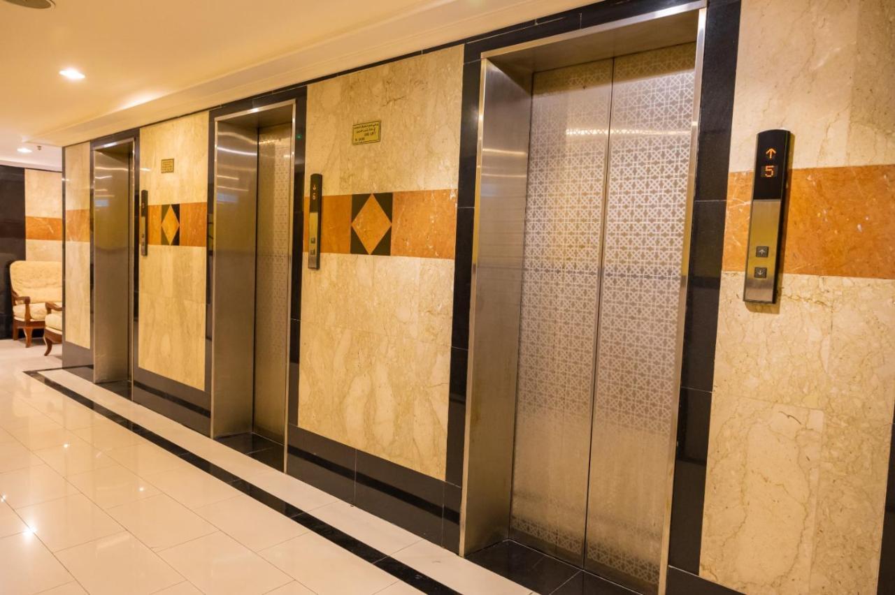Three 888 Hotel دبي المظهر الخارجي الصورة