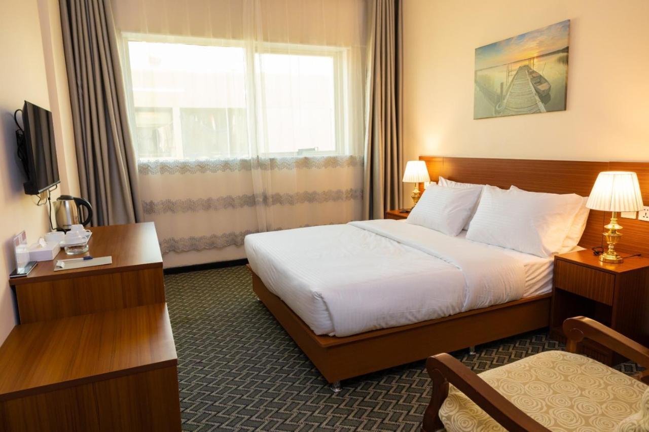 Three 888 Hotel دبي المظهر الخارجي الصورة