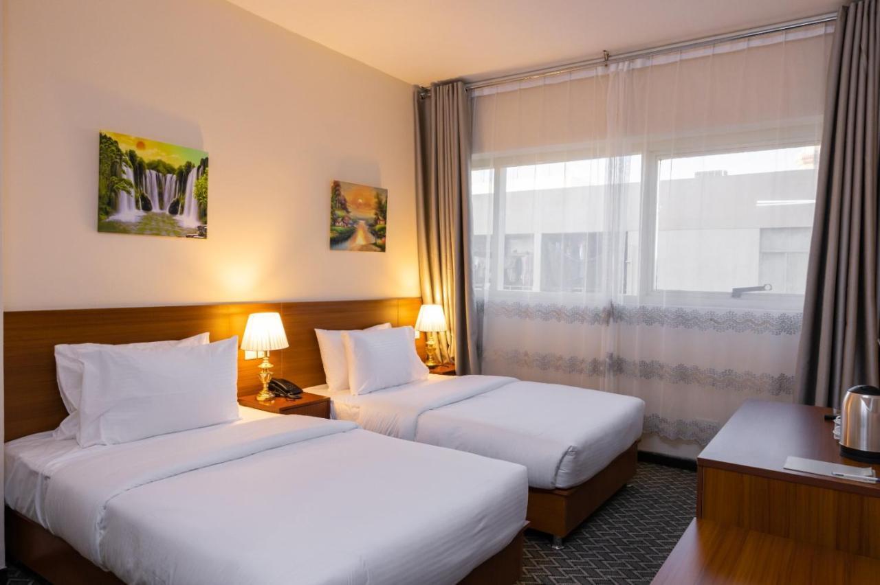 Three 888 Hotel دبي المظهر الخارجي الصورة