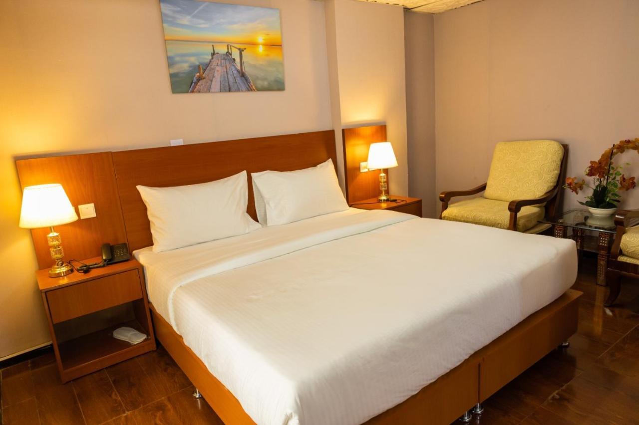 Three 888 Hotel دبي المظهر الخارجي الصورة