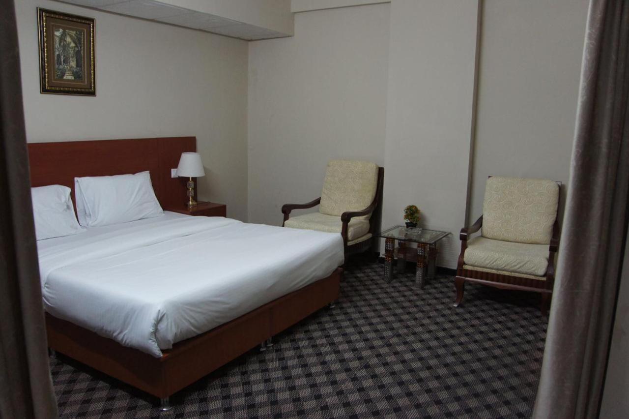 Three 888 Hotel دبي المظهر الخارجي الصورة