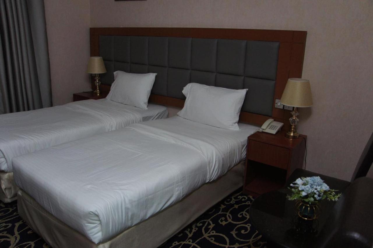 Three 888 Hotel دبي المظهر الخارجي الصورة